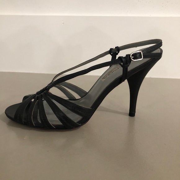 VIA SPIGA Women's Strappy Sandals Size 7.5 - Picture 2 of 6